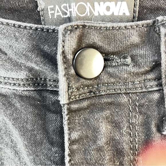 Fashion Nova Booty Lifter Jeans - Picture 2 of 12